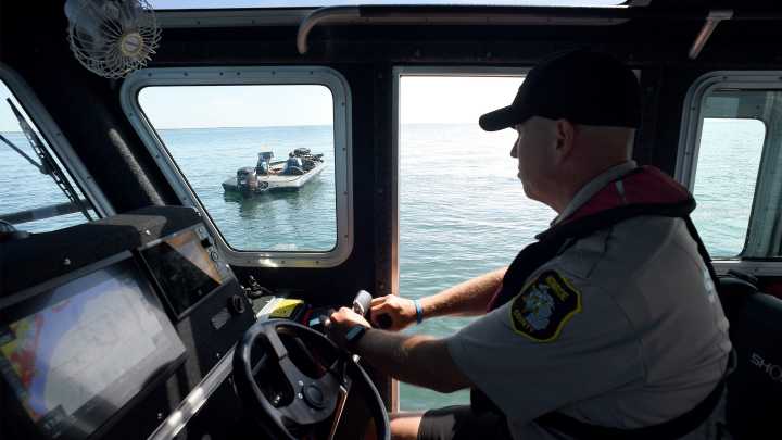 Search for man in Lake Erie still underway