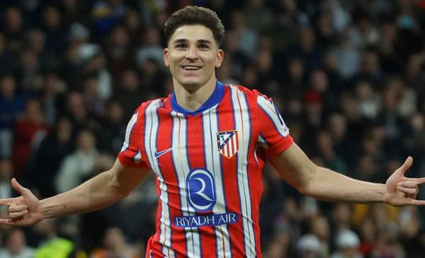 Otra vez Julián: golazo del delantero argentino para adelantar al Atlético