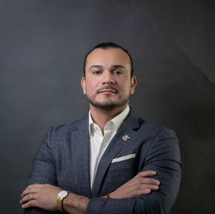 Diplomacia: el rol estratégico de Alfonso Llorens