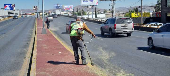 Continua Municipio reforzando limpieza de vialidades por temporada de lluvias