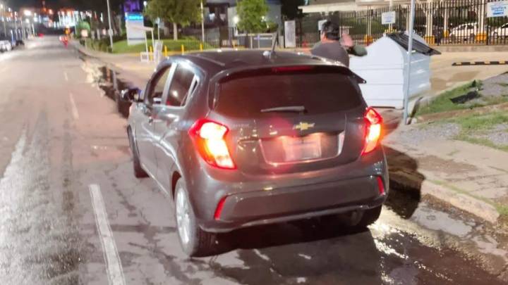 Decomisan tres taxis piratas en el Parque Industrial Las Américas