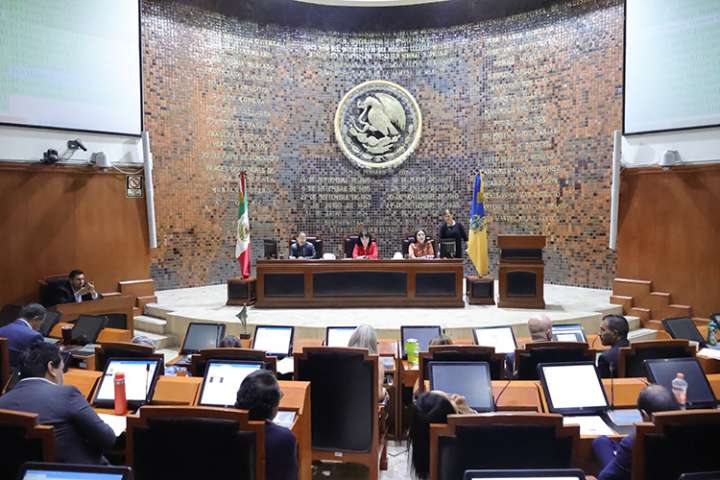 Diputados dan aval a más contrataciones