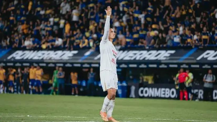 Erick Noriega viajó a Brasil para enrolarse al Gremio de Porto Alegre: "Quiero llegar y ocupar un puesto"