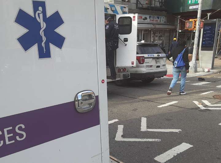 Mujer mayor en andadera baleada en la cara a plena luz del día: nadie a salvo en Nueva York