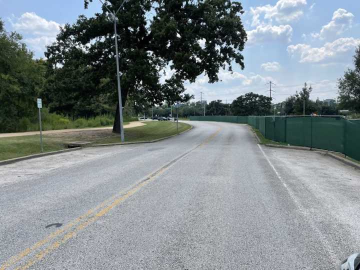World War I-era artillery shell detonated by bomb squad after being found at Houston’s Memorial Park – Houston Public Media