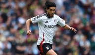¡Sigue encendido! Raúl Jiménez anota golazo contra el Frankfurt (Video)