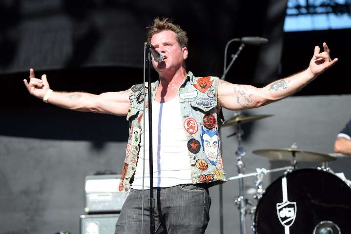 ’80s rock band tells fans to ‘stay tuned’ as it carries out late frontman’s last wishes