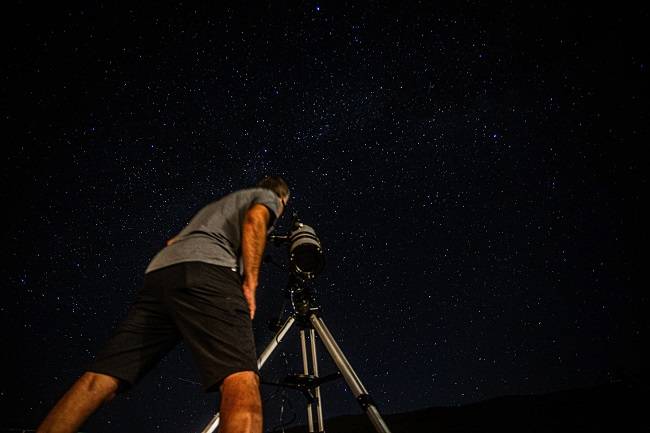 Sierra Nevada abre un telecabina nocturno para facilitar la observación de las Perseidas