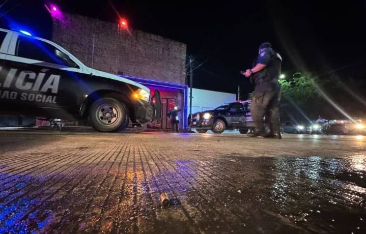 Ataque armado deja daños materiales en bar de la región 228
