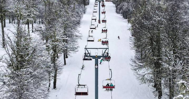 Furor por el cerro Chapelco en San Martín de los Andes: ¿se espera más nieve?, ¿cuáles son las pistas habilitadas esta semana?