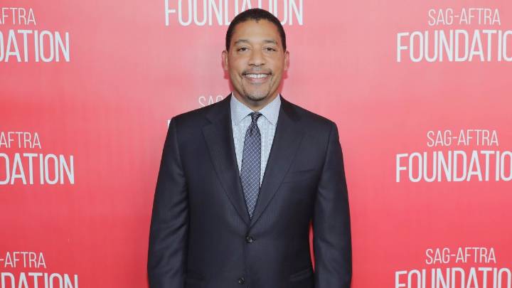 SAG-AFTRA exec David White is NFLPA interim executive director – NBC Chicago
