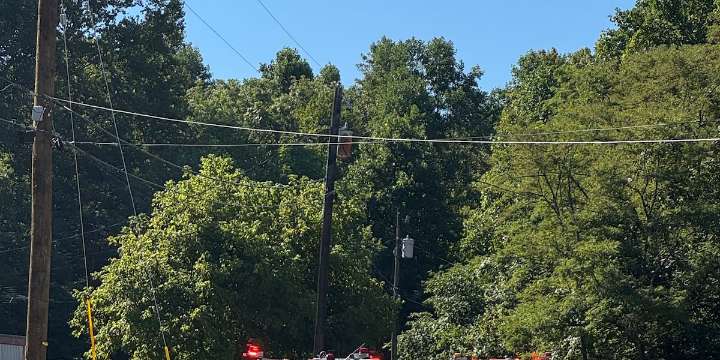 One killed in mobile home fire