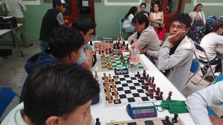 Dan vida ajedrecistas del centro del país a torneo de Huamantla