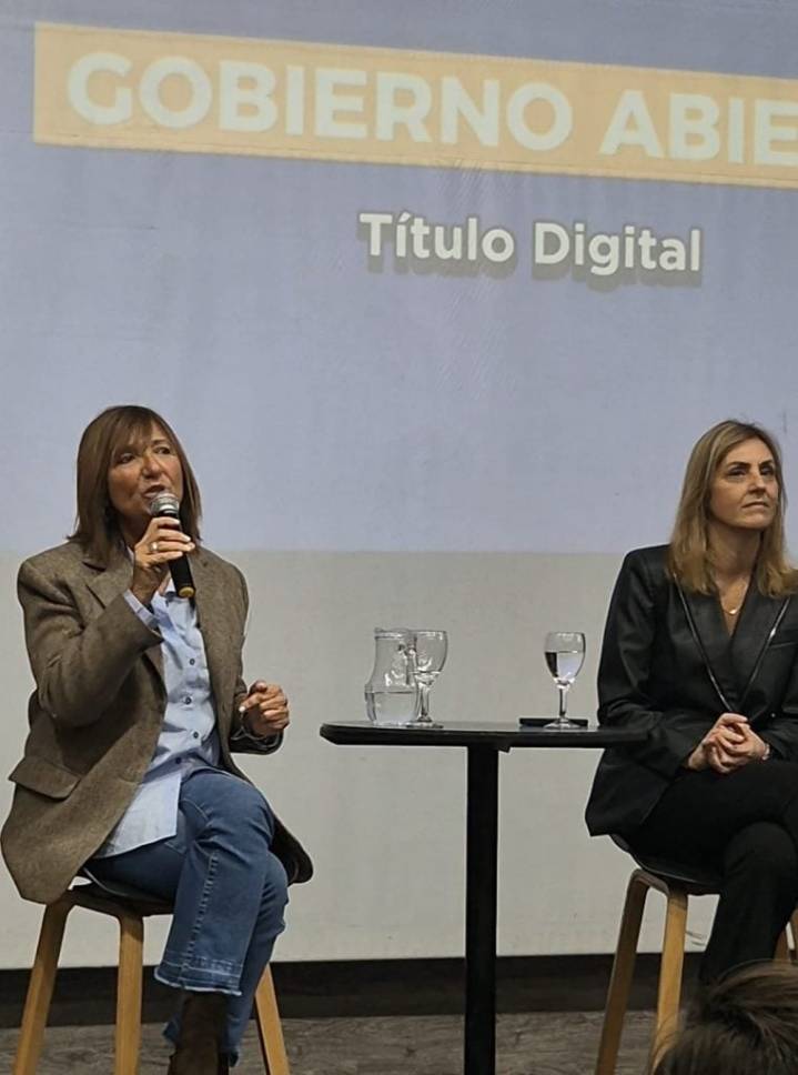 Mónica Biasone y Marina Sánchez Herrero lanzaron su fórmula para conducir la Universidad