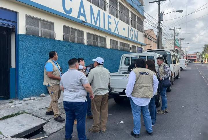 Guatemala recibe a familias mexicanas que huyeron del narco