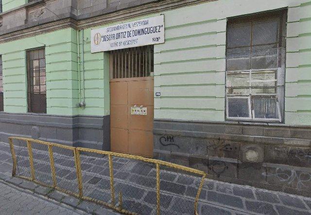 Comando golpea a maestros para robar 10 mil pesos de inscripciones en secundaria Josefa Ortiz de Domínguez de la capital