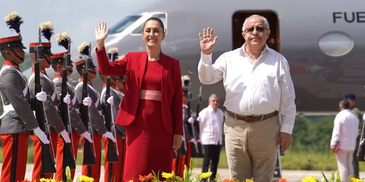Claudia Sheinbaum llega a Guatemala para reunirse con Bernardo Arévalo