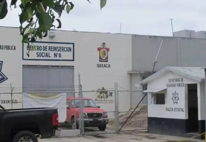 “Pitazo” a directora del penal de Tuxtepec, #Oaxaca, permitió retirar drogas y armas antes de cateo