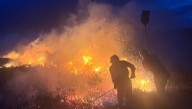 Cantabria se prepara ante la posible llegada de los incendios desde Asturias y Castilla y León por la “incertidumbre de su evolución”
