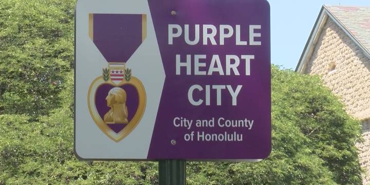 Special signs honor Purple Heart medal recipients in Honolulu