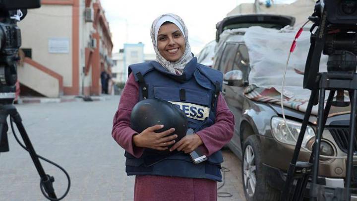 El mensaje a su hijo de una reportera del grupo de periodistas muertos en ataque de Israel a hospital en Gaza
