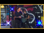 Simple Plan performs 'Nothing Changes'