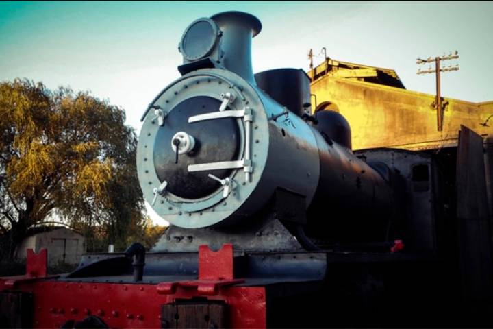 Demoraron a padre e hijo por intento de robo en restaurada antigua locomotora a vapor