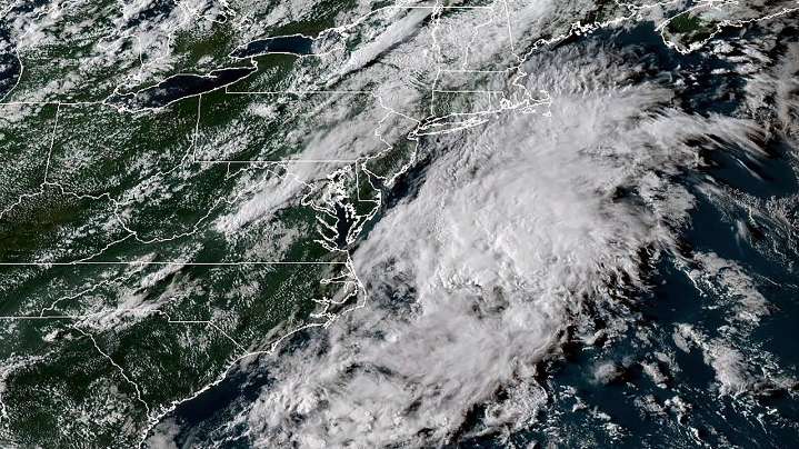Tropical Storm Fernand passing well east of Bermuda, no threat to land