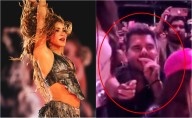 Captan a Antonio de la Rúa viendo a Shakira interpretar "Día de enero", mientras miles la coreaban a su alrededor