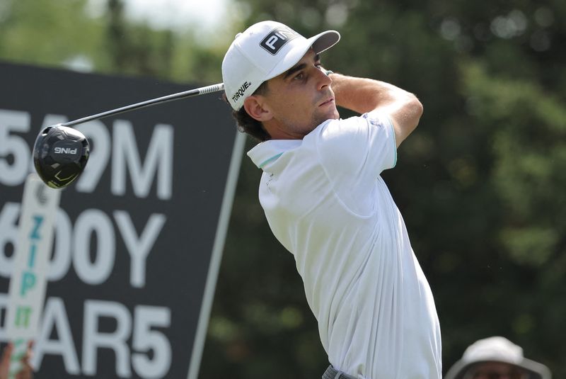 Jon Rahm, Joaquin Niemann set for LIV title showdown