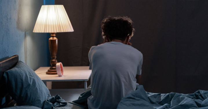 NHS alert over 'common' night time symptom if it 'regularly' wakes you up