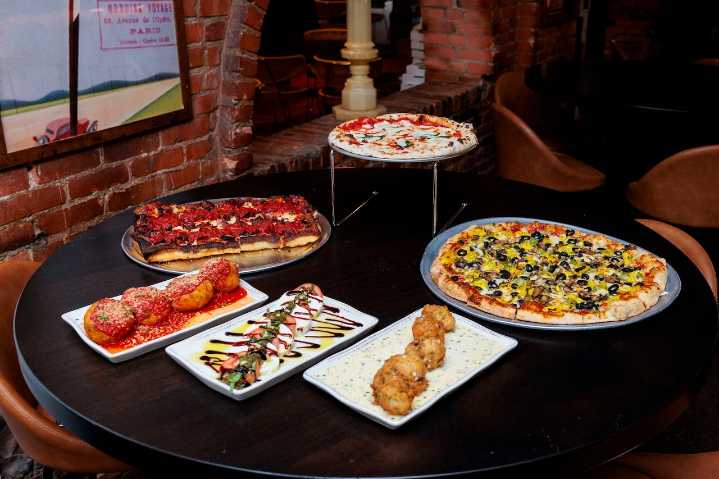 Coratti’s brings lively atmosphere close to University of Michigan campus