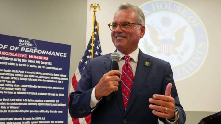 In era of fewer town halls, Missouri Congressman Alford continues the tradition (LISTEN)