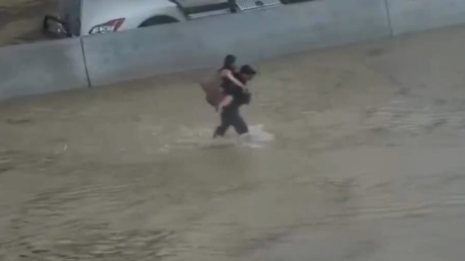 Officer rescues driver stranded by Tennessee flood