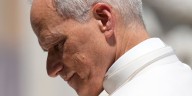 Pope demands end to the ‘pandemic of arms’ as he prays for victims of Minnesota school shooting