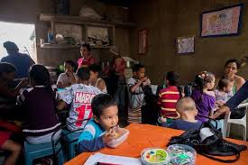El Programa Mundial de Alimentos (PMA) reducirá al 50% su alcance en Venezuela por falta de financiamiento