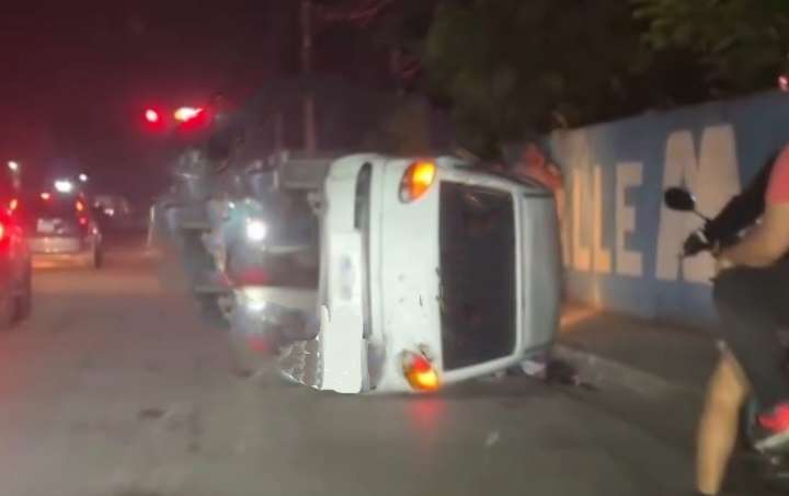 Falleció hombre tras volcamiento de vehículo en avenida Montoya