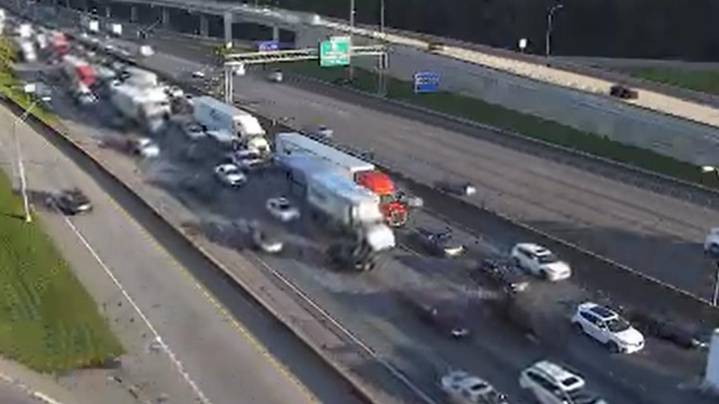 Multiple lanes of I-75 north shut down in Cobb County