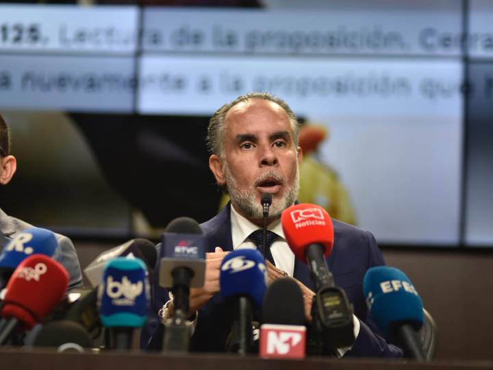 No hubo conciliación entre Benedetti y representantes que lo criticaron