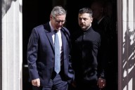 Zelenski se reúne con Starmer en Londres la víspera de la cumbre de Alaska
