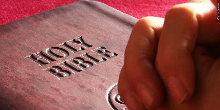 Federal workers get new guidance on religious expression under Trump administration