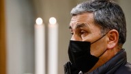 Padre de carabinero asesinado acusa "complicidad dentro y fuera de la cárcel" tras fuga de su homicida