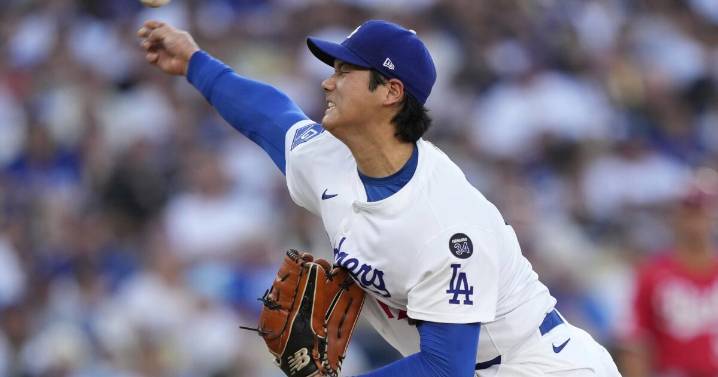 Shohei Ohtani logra su 1ra victoria con Dodgers, poncha a 9 y vence a Rojos