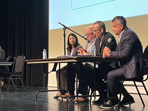 Speakers give pros, cons against Nicor gas price increase request