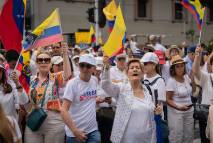 Marchas masivas en apoyo a Álvaro Uribe