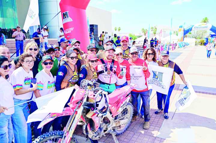 Carlos Villarreal da la bienvenida a competidores del Coahuila 1000 Desert Rally 2025