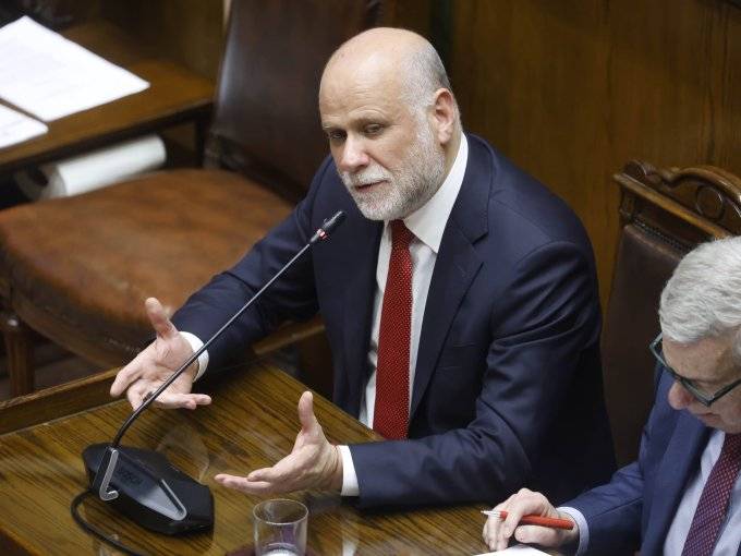 Ministro del Interior no descarta lista única parlamentaria: "La negociación está en marcha todavía"