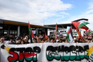 Miles protestan por Gaza cerca del Festival de Cine de Venecia