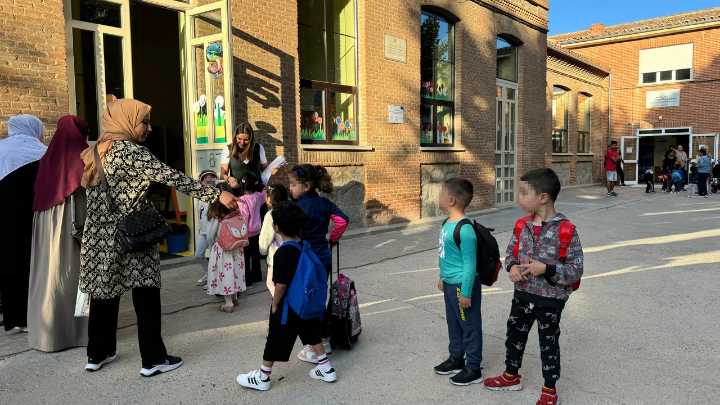 Castilla y León arrancará el curso escolar después de registrar el mayor incremento de alumnado extranjero del país que ya supone el 10% del total