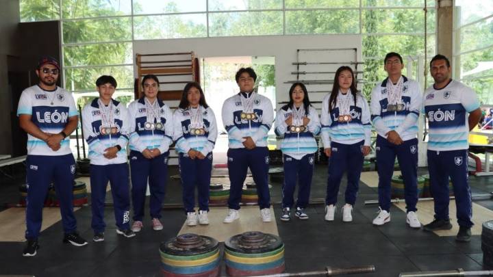La delegación guanajuatense de halterofilia carga al estado en sus espaldas
